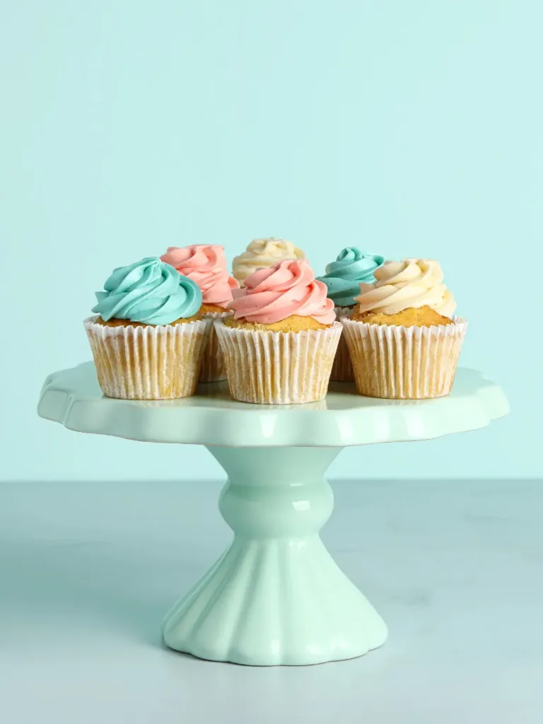 Cupcakes de Vainilla (6 unidades) (Crema clásica)